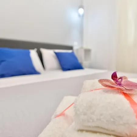 Iride Bed & Breakfast *